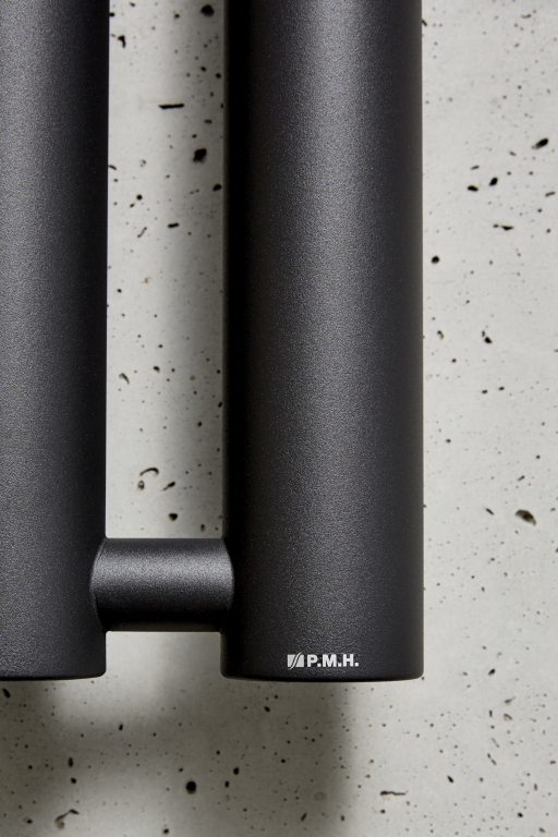 P.M.H. ROSENDAL MASSIVE koupelnový radiátor 292 × 1500 mm, Metalická stříbrná - lesk (R70/3MS)