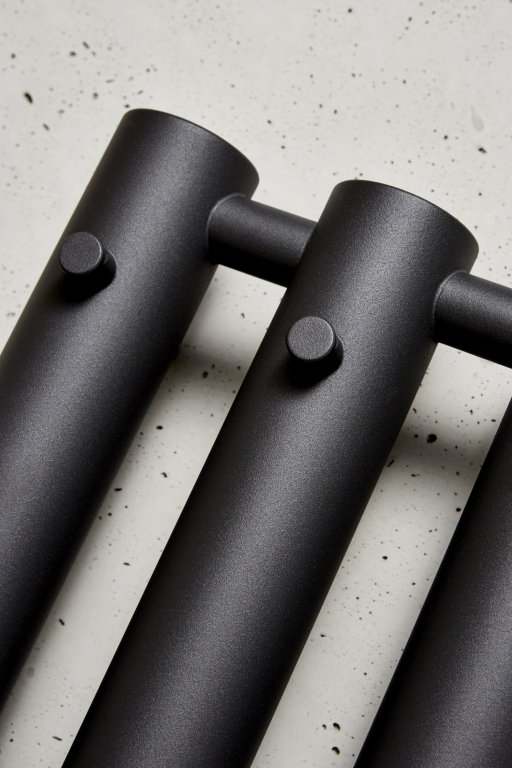 P.M.H. ROSENDAL MASSIVE koupelnový radiátor 292 × 1500 mm, Metalická stříbrná - lesk (R70/3MS)